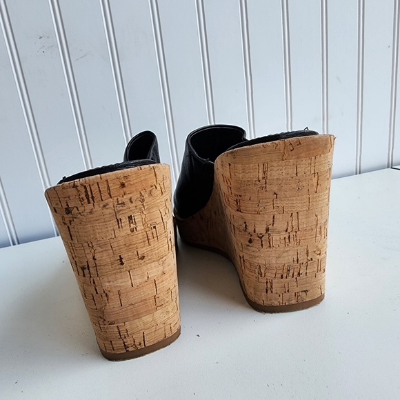 Vince Camuto Chaisen Platform Cork Wedges Black Leather Women's Sandals Sz 7M - Picture 12 of 12